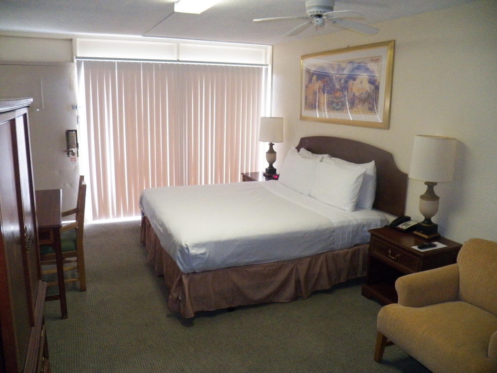 University Inn Bryan Zimmer foto